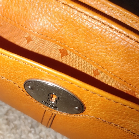 ʕ·ᴥ·ʔ Fossil Wallet Orange Leather - Picture 9 of 9